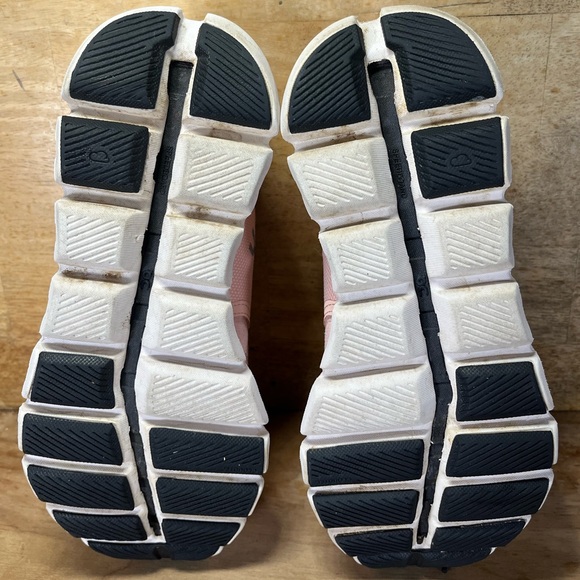 On Cloud X 3 Sneakers REFLECTIVE Womens Sz 6.5 Running Shoes Sneakers Rose Sand - Picture 8 of 12